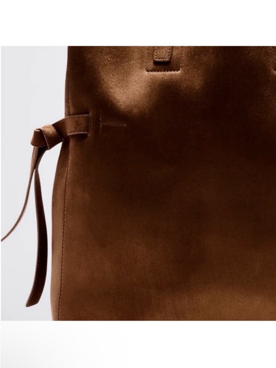 🆕 - Banana Republic Chocolate Brown Vegan Suede Side Tie Tote. NWT - Picture 5 of 10